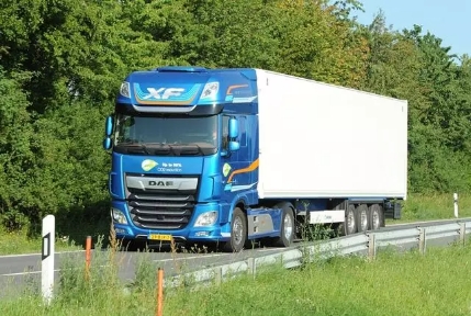 ​打通高加索经济走廊中欧卡车航班TIR专线18天贯通三国市场双清关GPS全程无忧